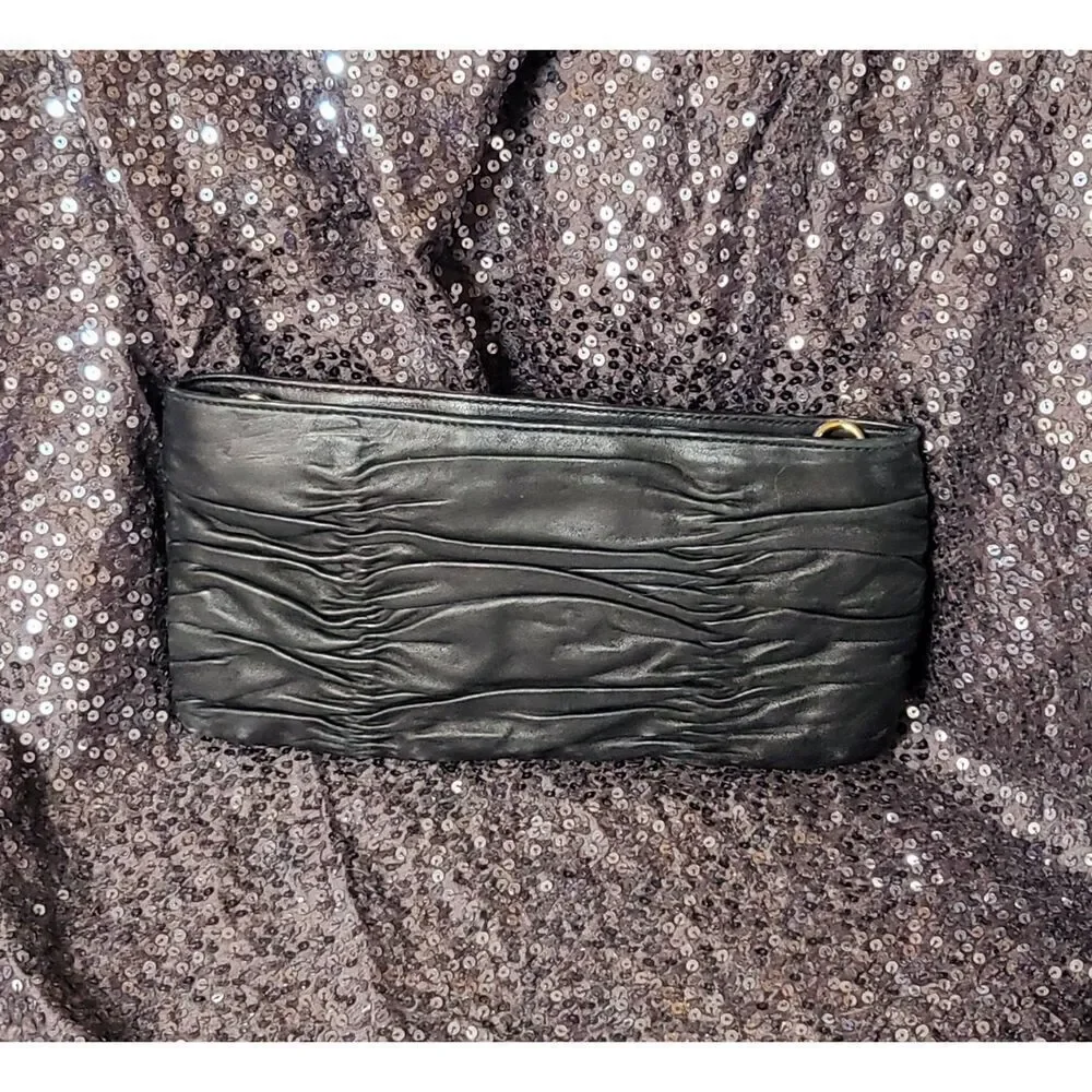 Michael Kors clutch - Picture 2 of 6